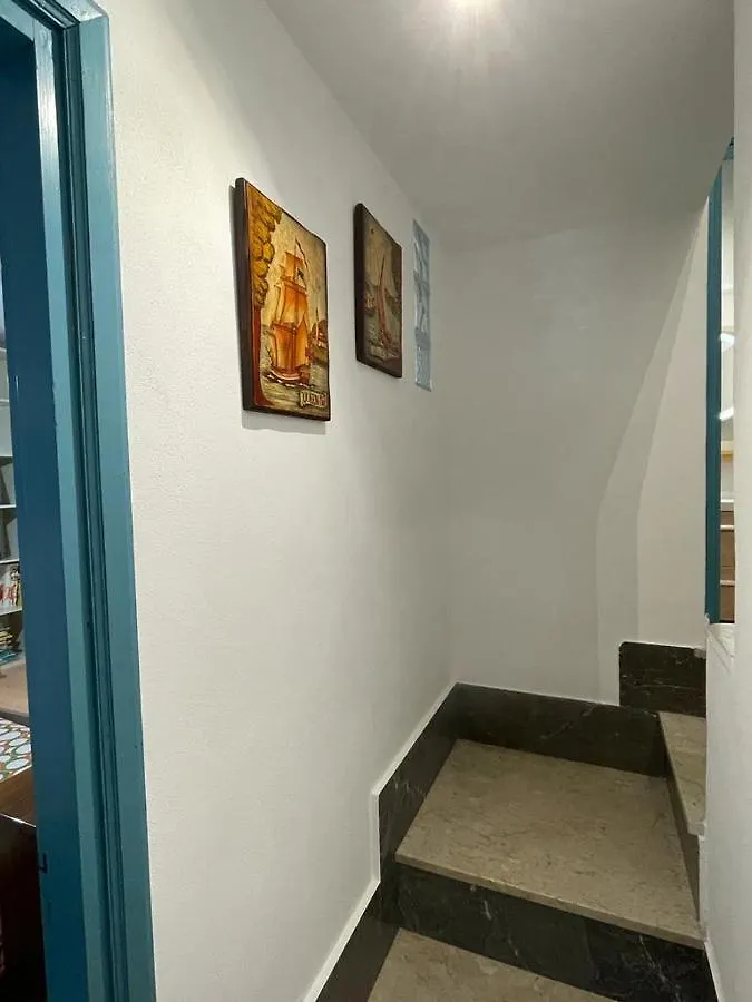 Casa Vacanza Al N.56 A Pollina 0*,